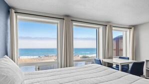 Three Queen Room with Ocean View | Wi-Fi ฟรี, ห้องพักตกแต่งอย่างมีเอกลักษณ์, ตกแต่งพิเศษโดยเฉพาะ