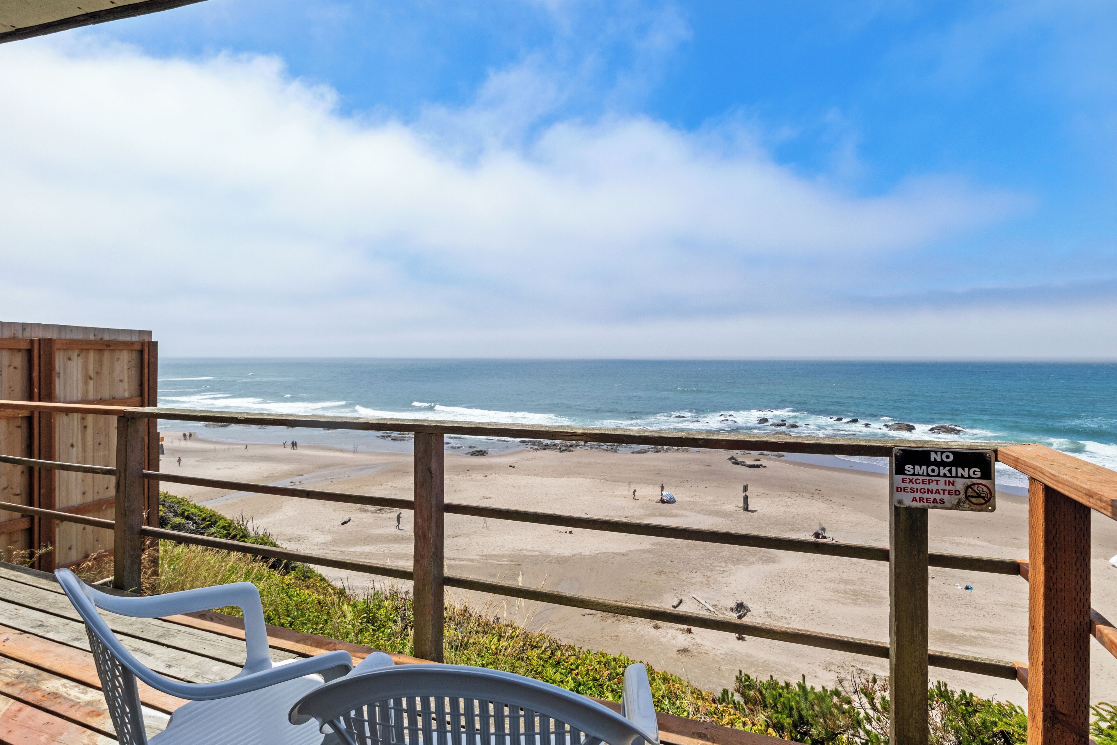 Deluxe King Room with Jetted Tub and Ocean View | Teres/patio