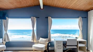 Deluxe Cottage w/Hot Tub, Kitchenette | Ausblick vom Zimmer