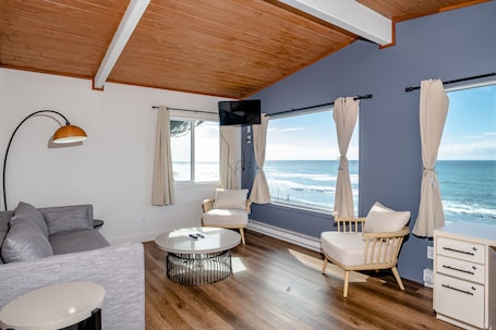 Decoración personalizada, muebles diferentes y wifi gratis