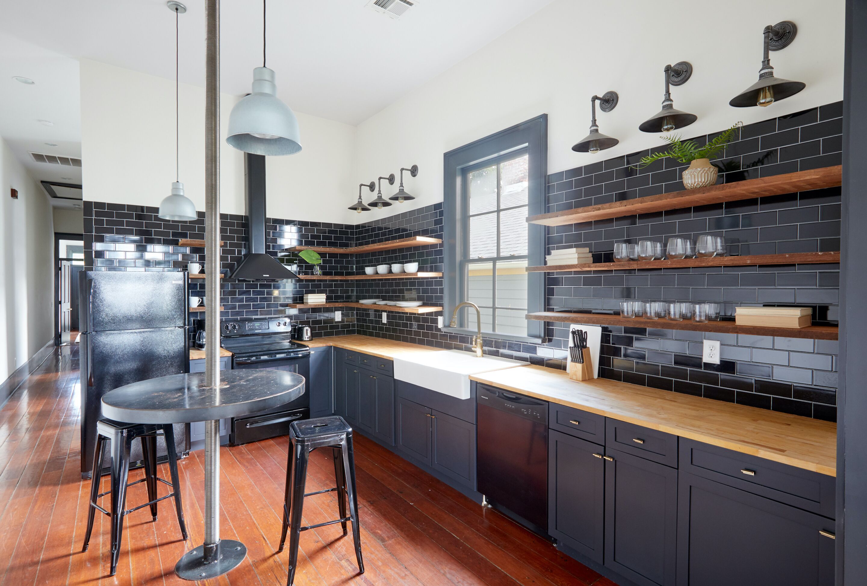 Sonder Doubloon | Two-Bedroom Apartment w/ Balcony