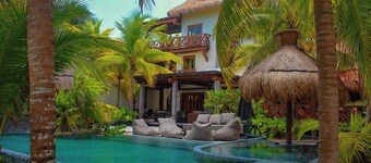 Delos Luxury 9 Bedroom near Chicxulub