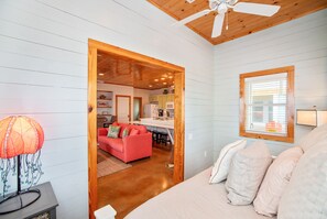 3 chambres, fer et planche à repasser, Wi-Fi gratuit, draps fournis