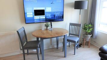 Apartment, Multiple Beds | Interior