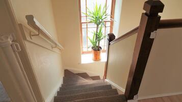 Apartment, Multiple Beds | Interior