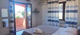 BRANDINCHI ICHNOS HOUSE