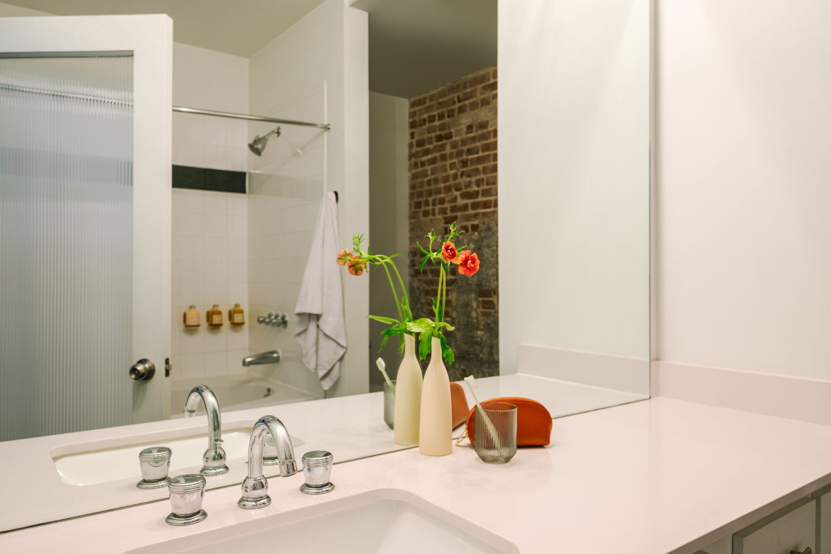 Sonder The Hogg Palace | Superior Studio Apartment