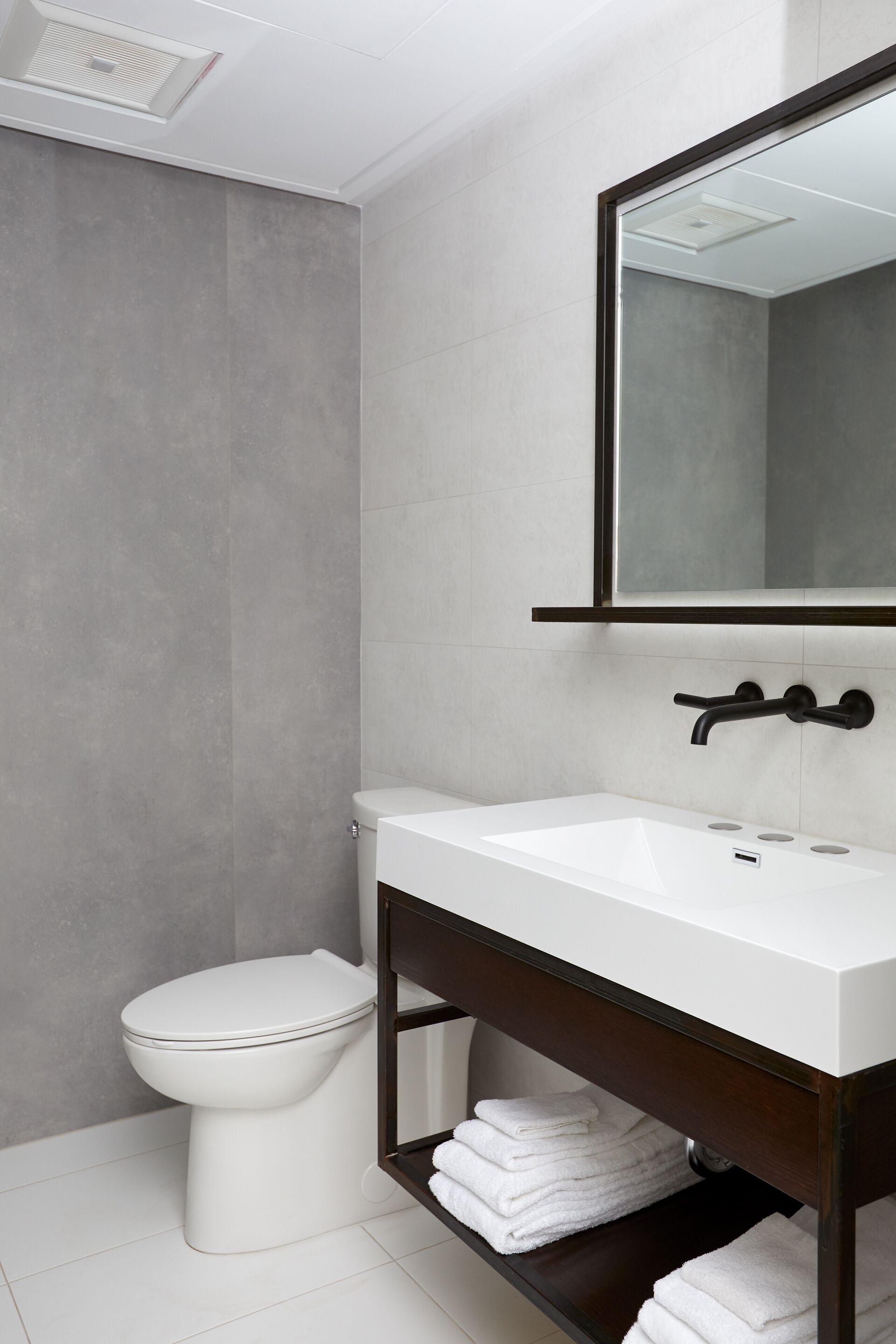 Sonder The Queen | Queen Room