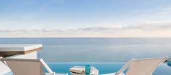 Luxury fiore suites 3