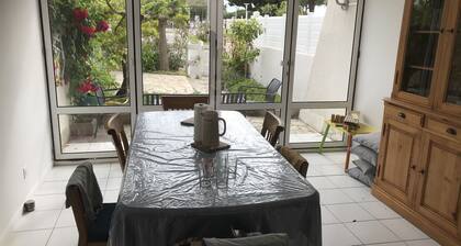 Maison de Vacances au Calme Avec Jardin et Ă 2 pas des Plages