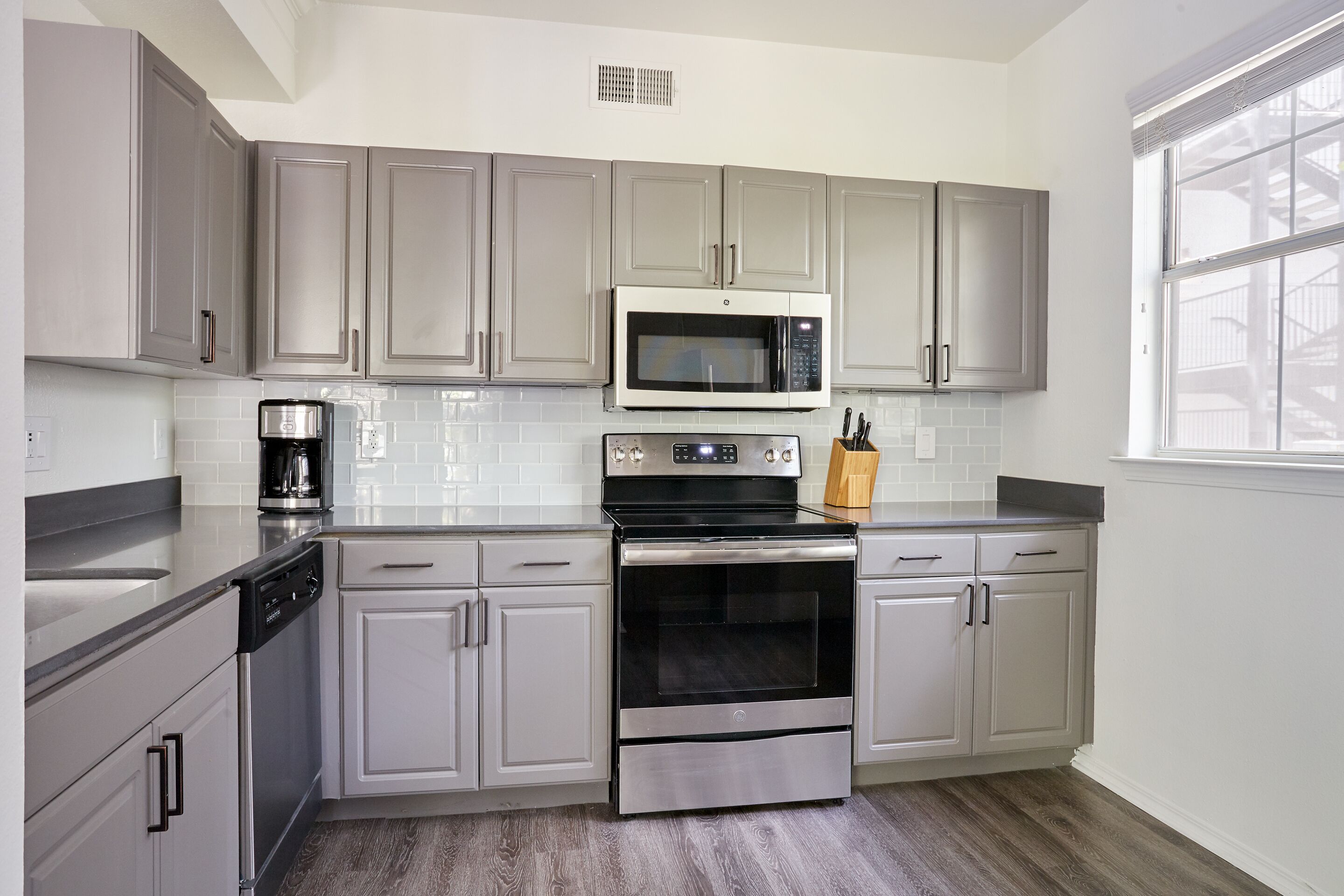 Sonder at South Congress | Three-Bedroom Apartment w/ Balcony