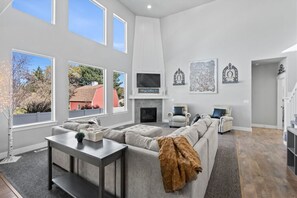 TV, fireplace, video games, table tennis