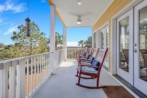 Terrace/patio - 6 Bedroom house on 2.5 acres with Panoramic Marsh Views! Golden Isles  (Darien)