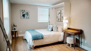 2 bedrooms, desk, free WiFi, bed sheets