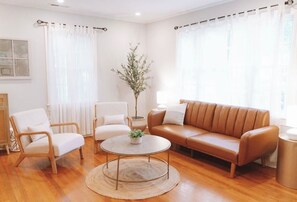 تلفزيون ذكي، كُتُب