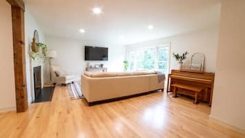 TV connectée, cheminée