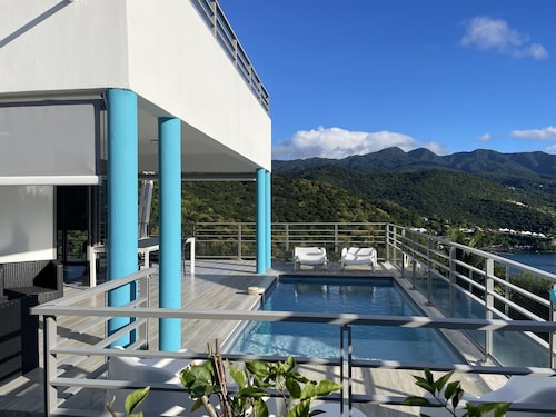 Villa Bacaly, vue mer, plage à 8 min à pieds de 2 à 14 personnes