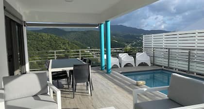 Villa Bacaly, vue mer, plage à 10 min à pieds