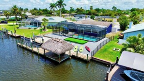 Exterior - Cape Coral Yacht Club Gulf Access • Heated Pool • Dock • Kayaks (Cape Coral)