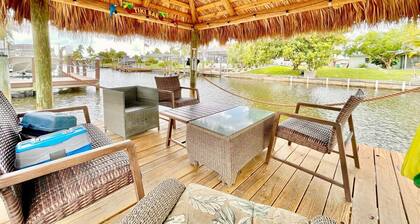 Gulf-Access Waterfront | Pool, Dock, Tiki Hut & More