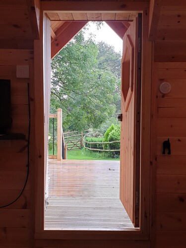 If you're looking for a quiet, private location to stay then The Hive is for you