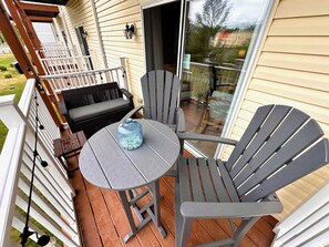 Property grounds - GORGEOUS! 5 BR-POOL COMMTY-19855 Church St, Rehoboth Beach (Rehoboth Beach)