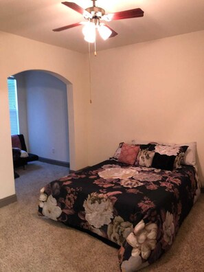 2 室のベッドルーム