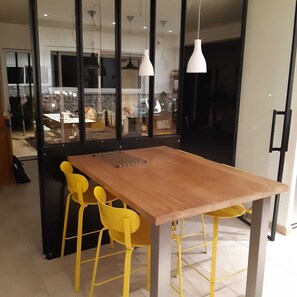 Dining - 150m² house with views of the countryside and the Golfe du Morbihan (Baden)