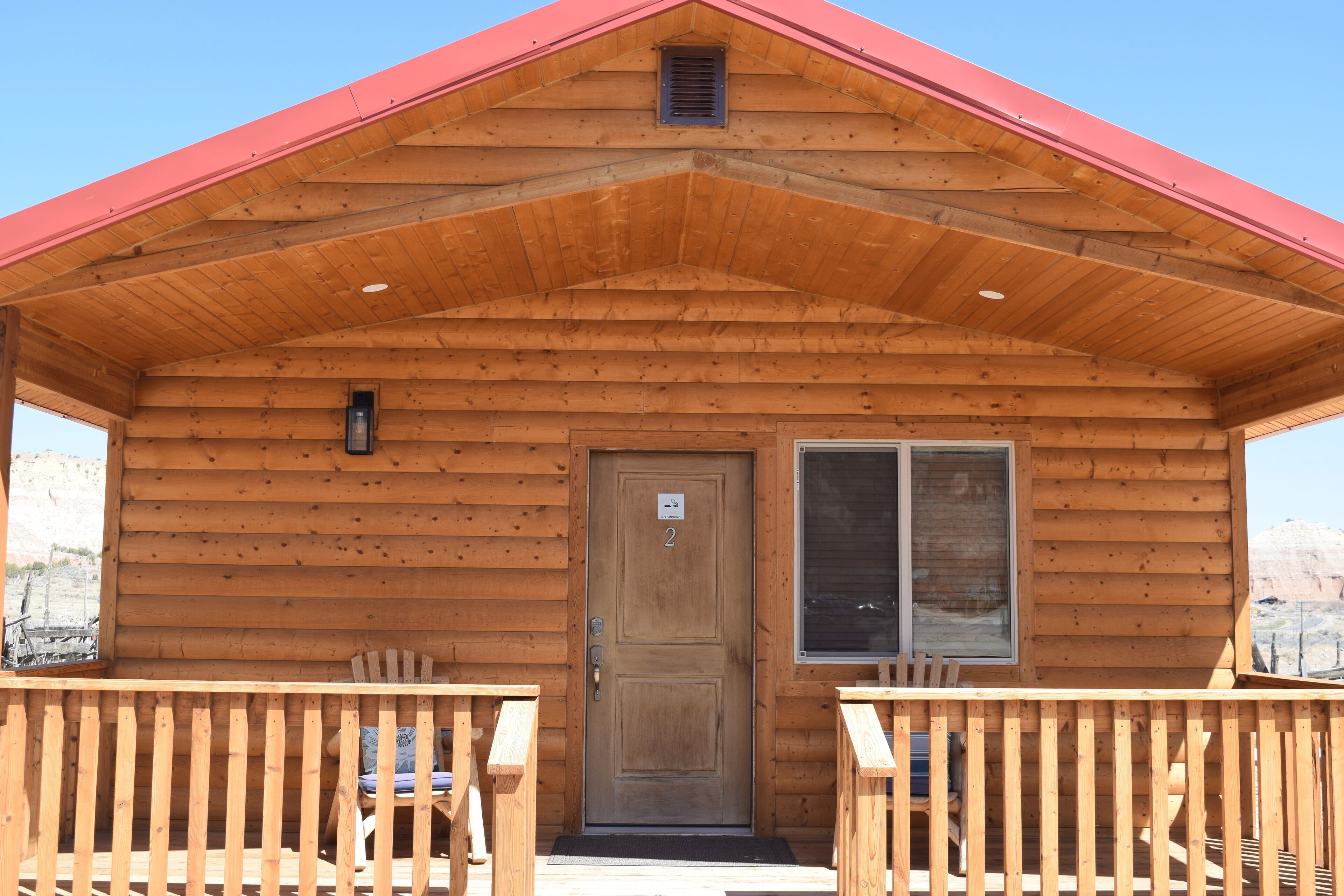 Newly built cabin in the heart of Bryce Canyon Country