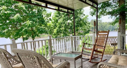 Open Waterfront Lakeview l Fish Camp l Huxley Bay Marina l Toledo Bend
