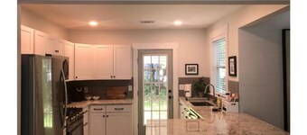 Arthouse, freshly renovated 2 bedroom residential