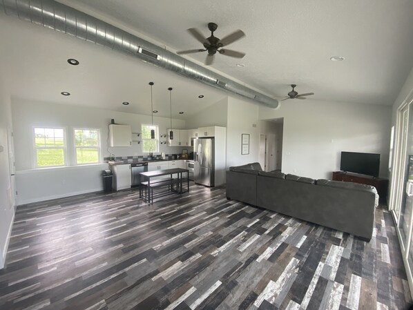 تلفزيون ذكي