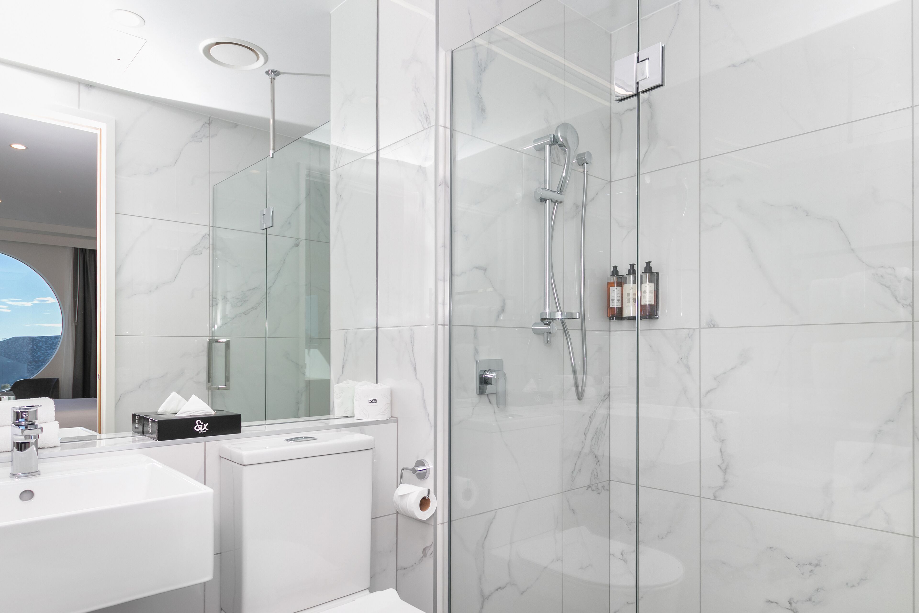 executive suite, 1 king bed with sofa bed | minibar, desk, laptop workspace, blackout curtains