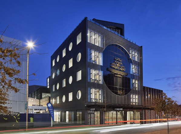 Front of property - Christchurch City Hotel (Christchurch)