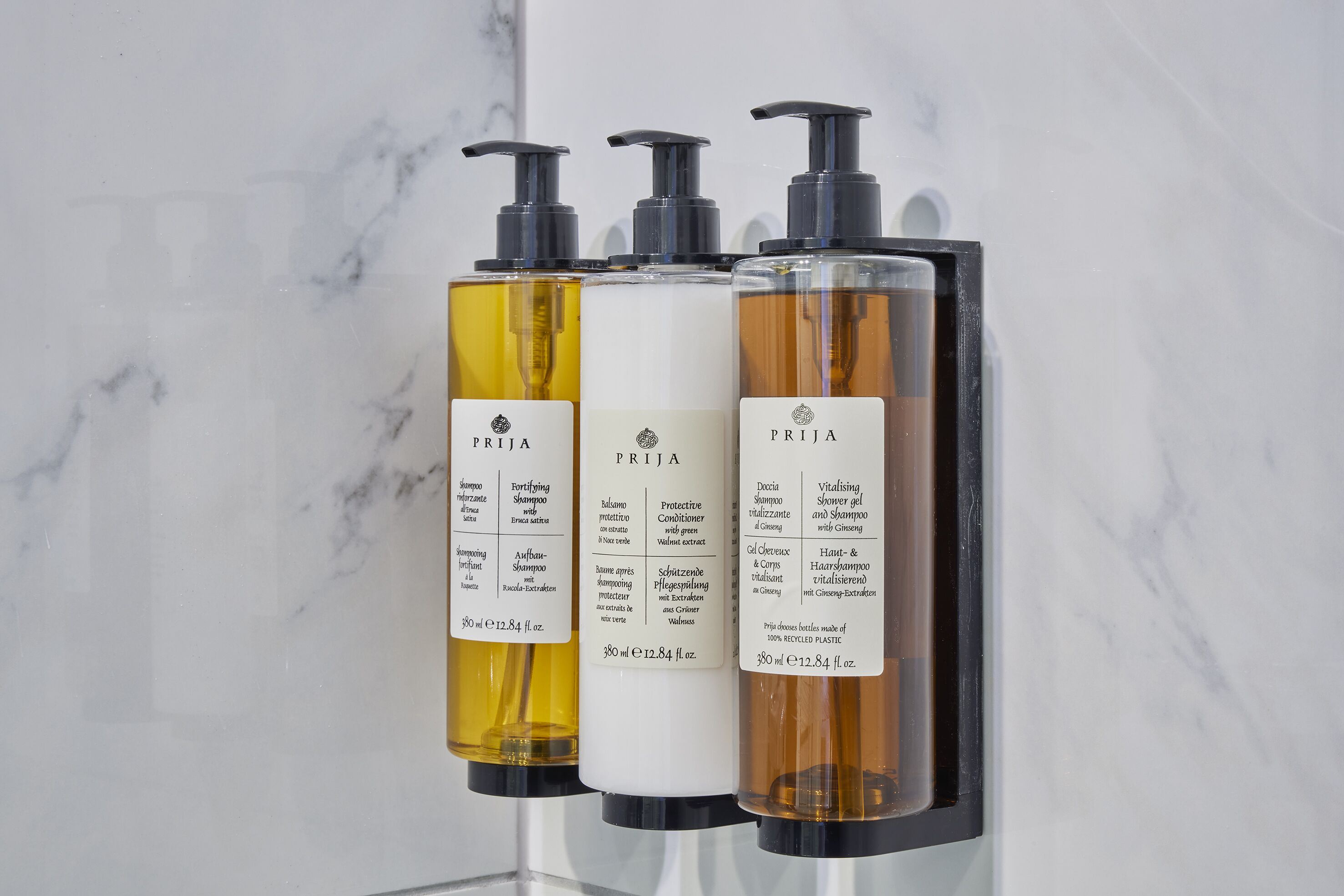 studio | bathroom | shower, eco-friendly toiletries, hair dryer, towels