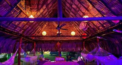 Hakuna Beach House