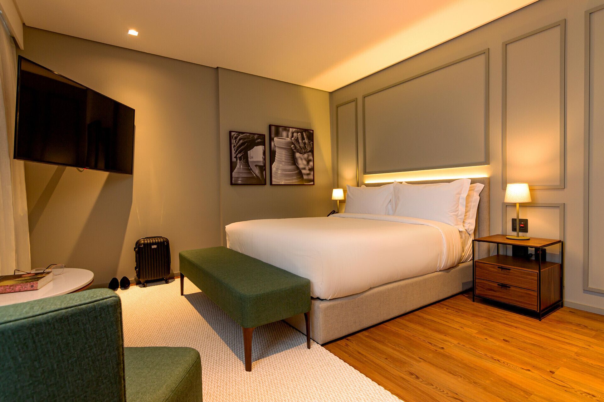 Premium bedding, pillowtop beds, minibar, in-room safe