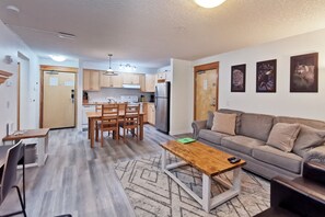 TV connectée, cheminée, Netflix, services de streaming