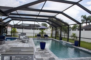 Piscina externa, piscina aquecida