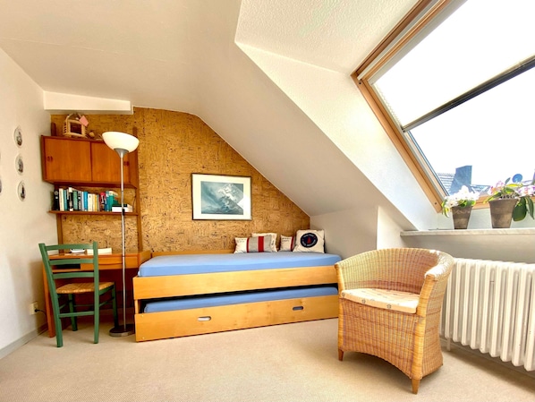 2 bedrooms, Internet