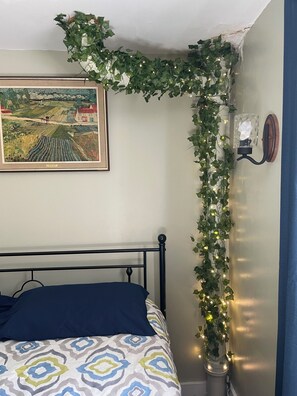 3 habitaciones, escritorio, tabla de planchar con plancha y wifi gratis 