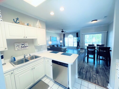 Endless Summer Coastal Condo at Magnolia Place - Pool & Golf Course Views!