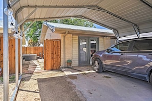 Property grounds - Quaint Garden City Studio w/ Hot Tub: Pets Welcome (Garden City)
