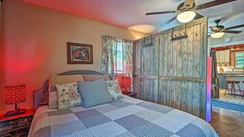 Bügeleisen/Bügelbrett, Internetzugang, Bettwäsche