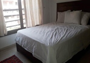 2 chambres, accĂšs Internet, draps fournis