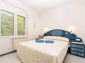 3 chambres, fer et planche à repasser, Wi-Fi