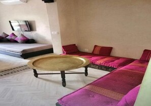 2 bedrooms, bed sheets