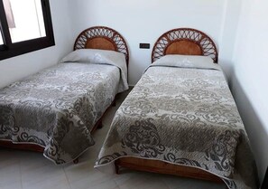 3 chambres, draps fournis