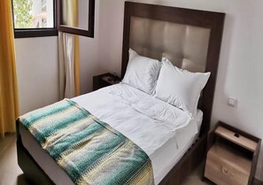 2 bedrooms