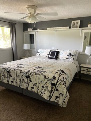 3 bedrooms, desk, free WiFi, bed sheets